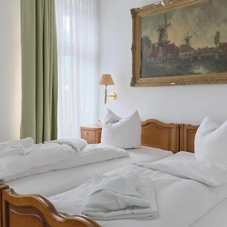 Jahrhunderthotel Hotel
