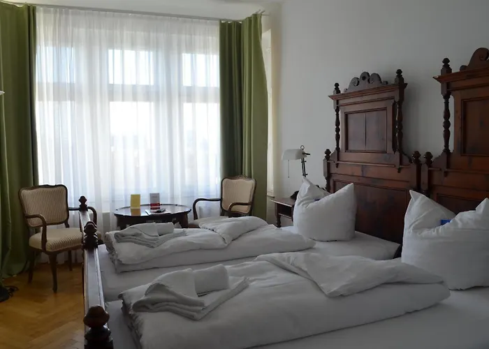 فندق Jahrhunderthotel 3*