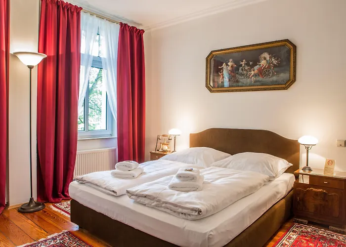 فندق Jahrhunderthotel 3*