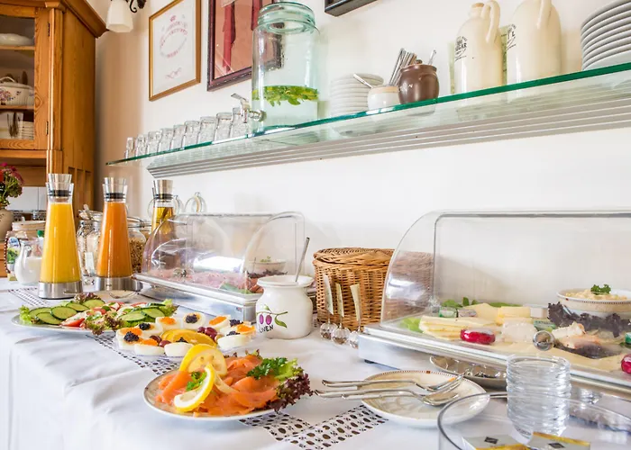 فندق Jahrhunderthotel 3*