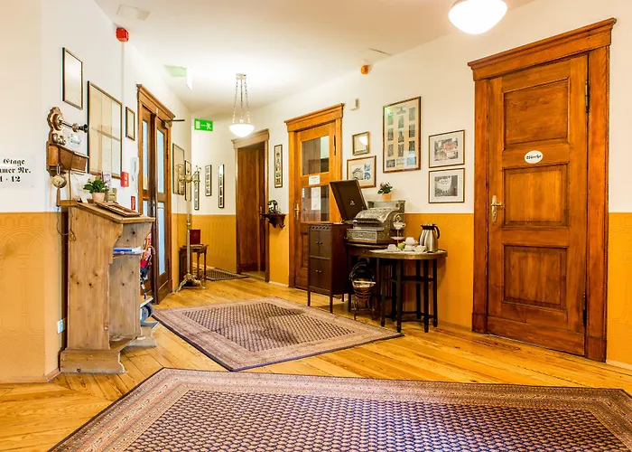 Jahrhunderthotel لبسيا