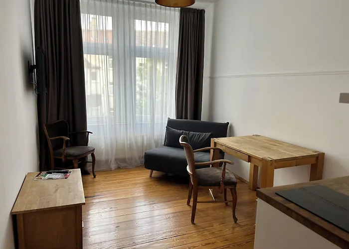 Jahrhunderthotel 3* لبسيا