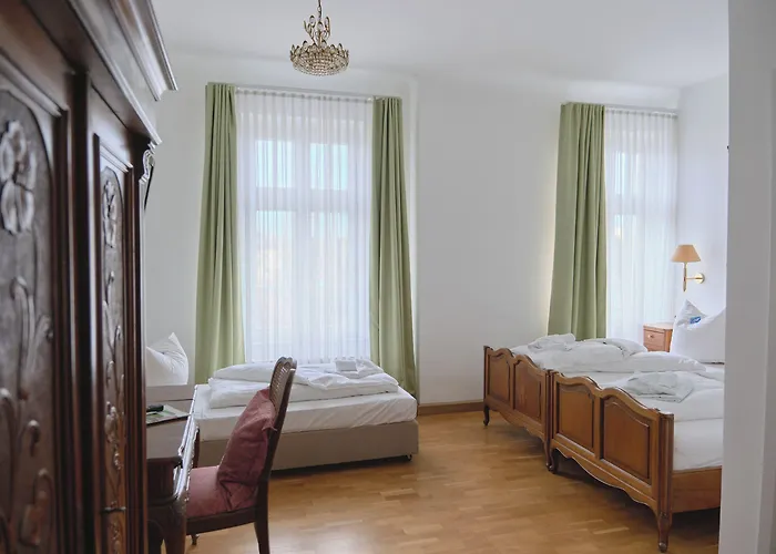 Jahrhunderthotel 3*