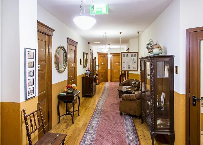 فندق Jahrhunderthotel 3*