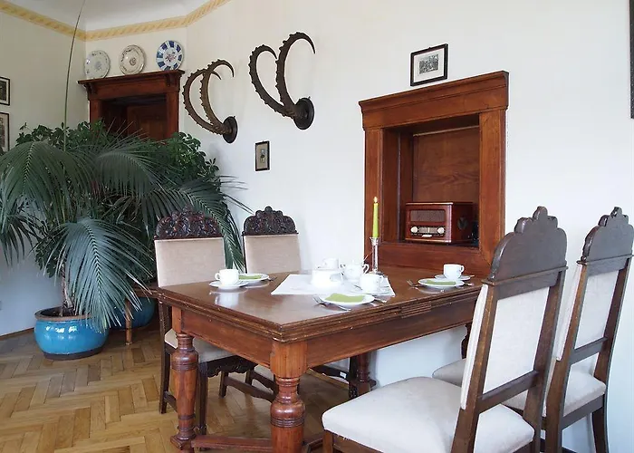 Jahrhunderthotel 3* لبسيا