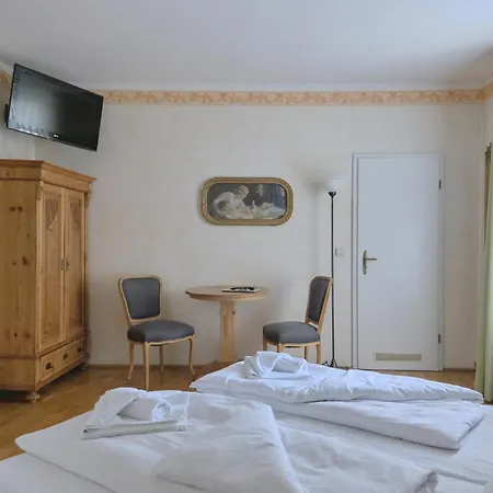 Hotel Jahrhunderthotel 3*