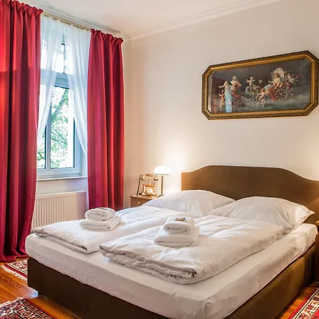 Hotel Jahrhunderthotel 3*