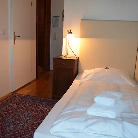 Szálloda Jahrhunderthotel