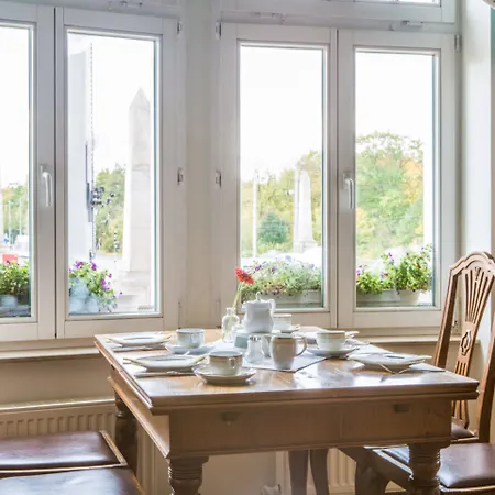 Jahrhunderthotel 3* Lipsko