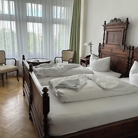 Отель Jahrhunderthotel Лейпциг