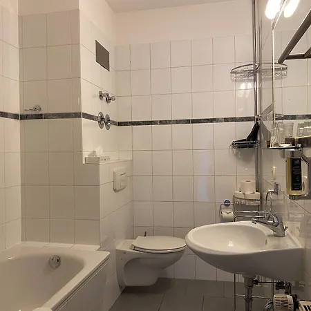 Szálloda Jahrhunderthotel