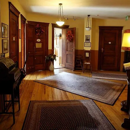 Jahrhunderthotel Szálloda 3*