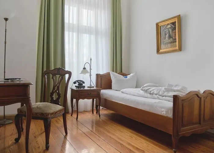 Jahrhunderthotel Hotel 3*