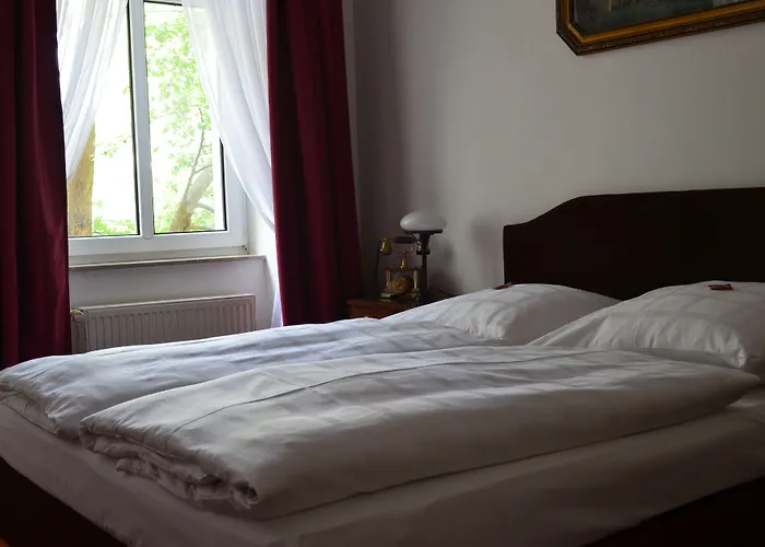 Jahrhunderthotel Hotel 3*